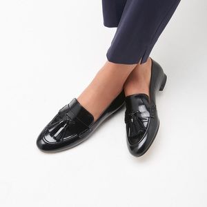 Like new. L. K. Bennett Rumi tassel loafer US 9